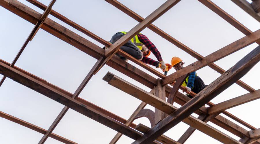 Professional gutter cleaning services in Wood Dale, IL